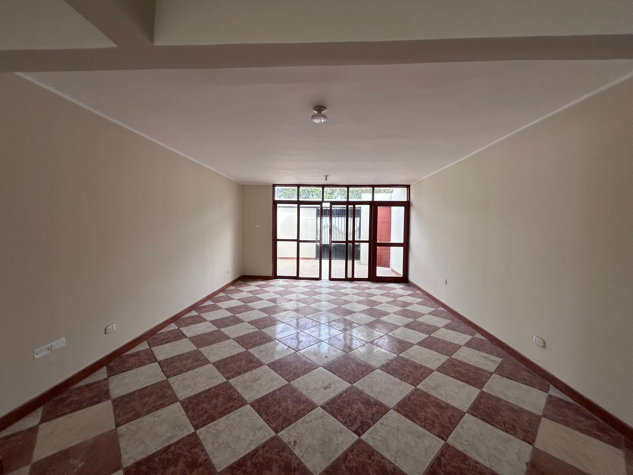 Casa en venta en URB Casuarinas — foto 2