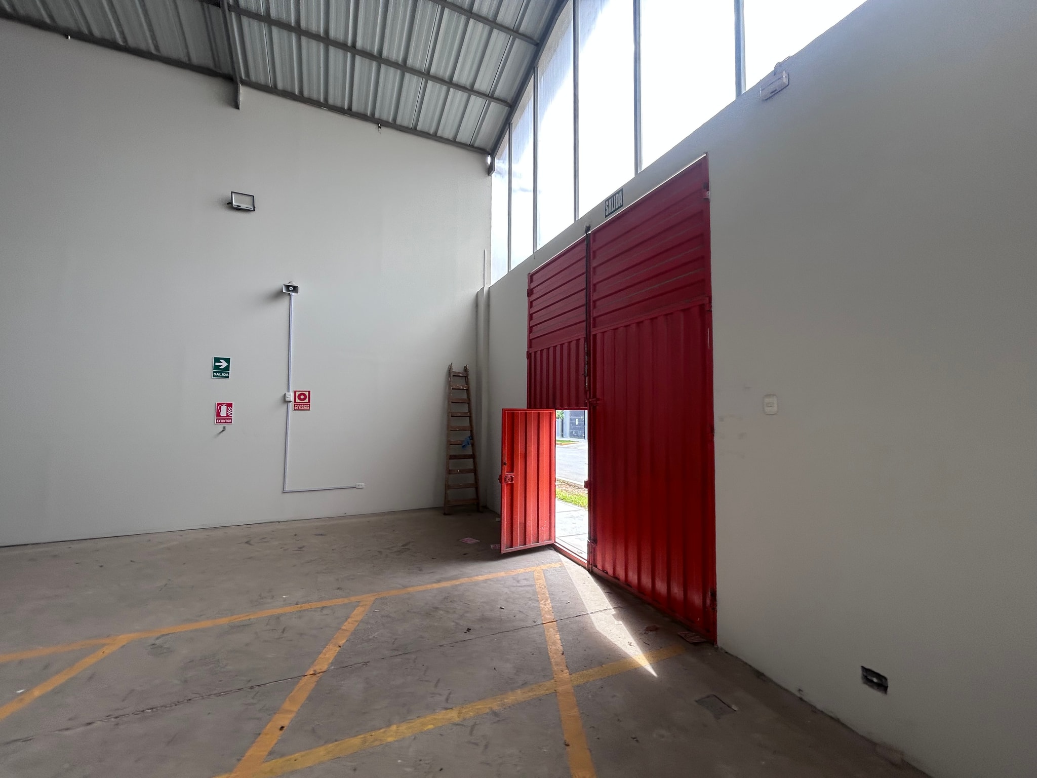 Local en alquiler — foto 4