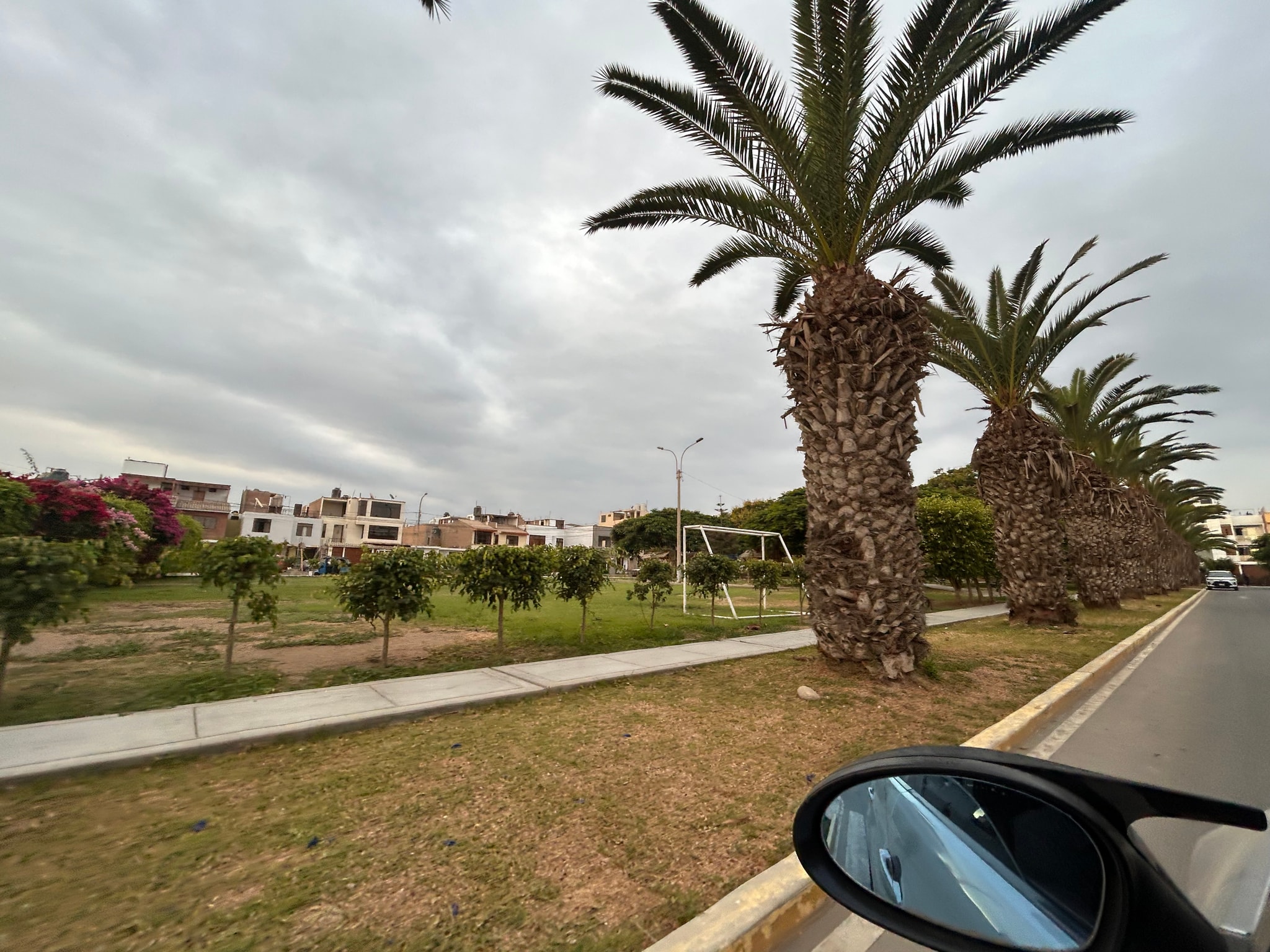 Terreno en Urb Los Reyes — foto 4