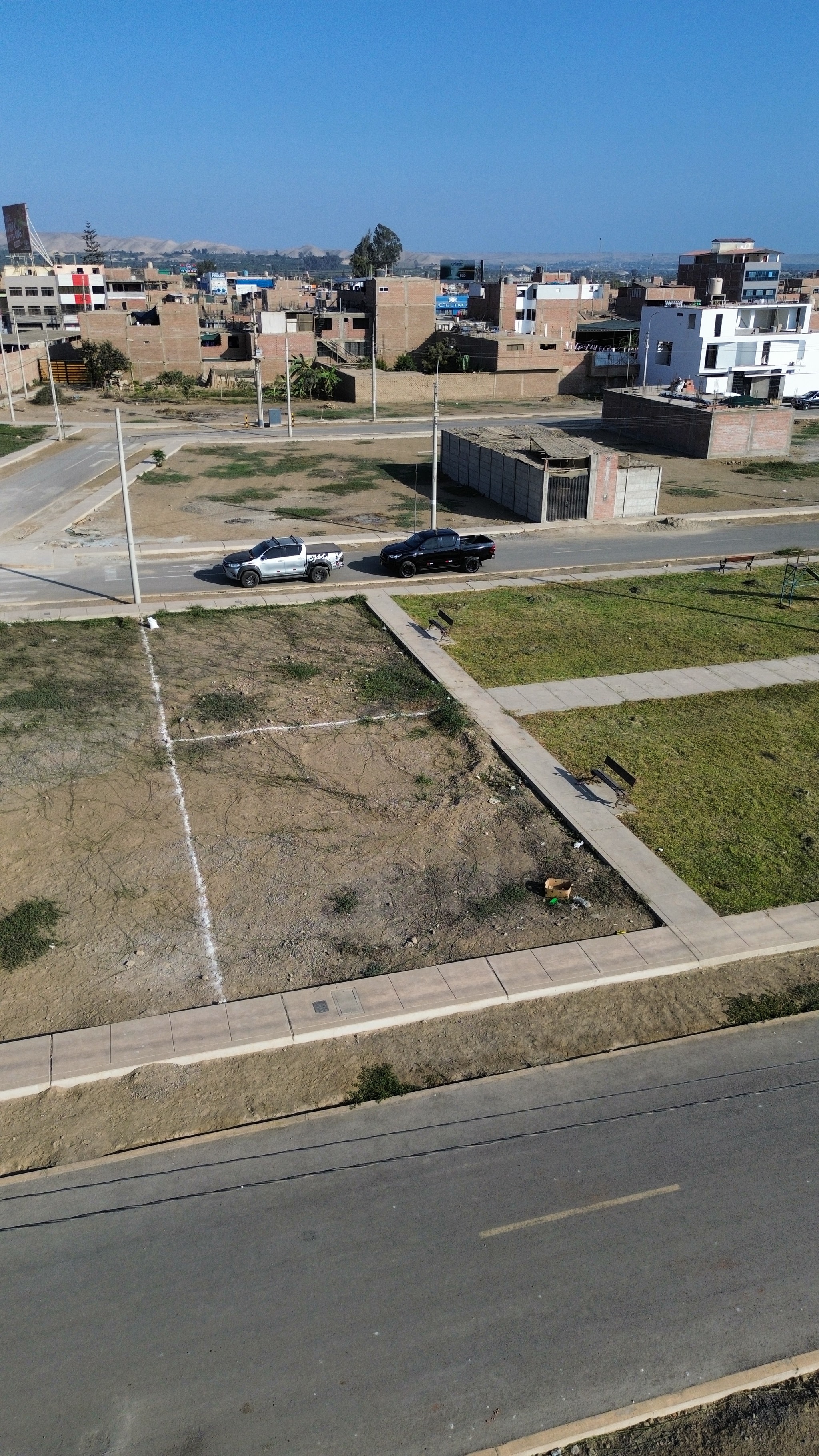 Terreno frente a parque de 225 m2 Urb Residencial Villa del Sur — foto 3